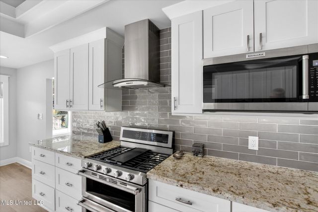 7928 Hapuna Place, Diamondhead, MS 39525