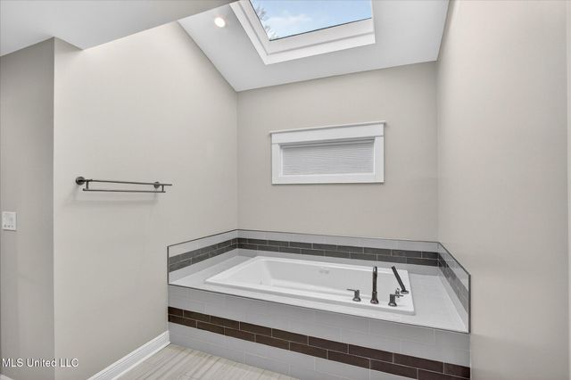 7928 Hapuna Place, Diamondhead, MS 39525