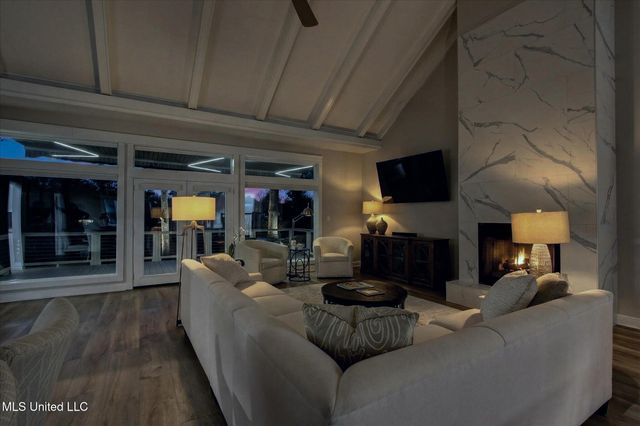 7928 Hapuna Place, Diamondhead, MS 39525