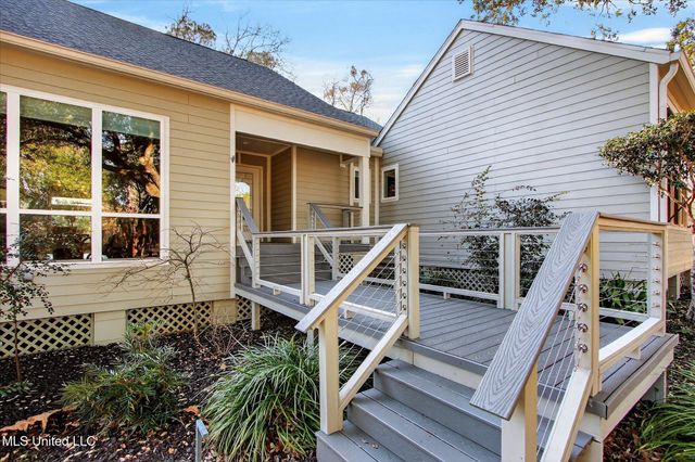 7928 Hapuna Place, Diamondhead, MS 39525