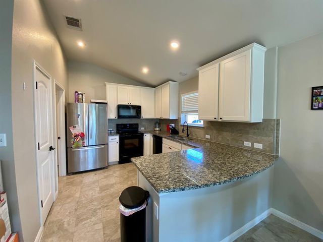 149 Red Sun DR, Kyle, TX 78640