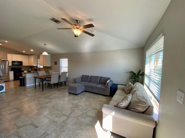 149 Red Sun DR, Kyle, TX 78640