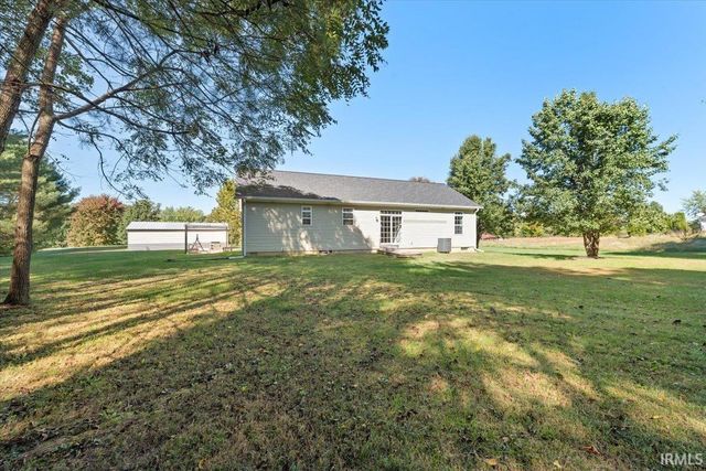 7021 W Alfred Lane, Ellettsville, IN 47429