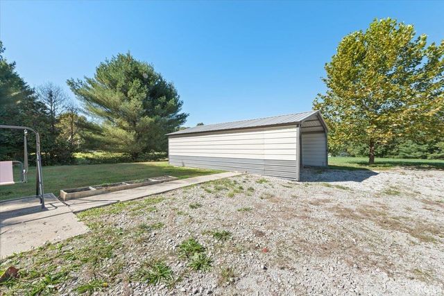 7021 W Alfred Lane, Ellettsville, IN 47429
