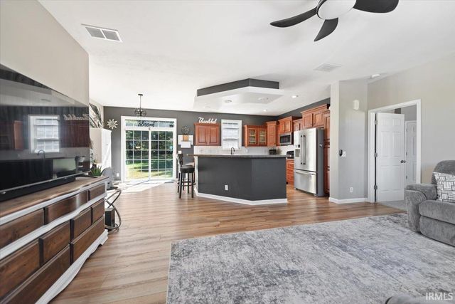 7021 W Alfred Lane, Ellettsville, IN 47429