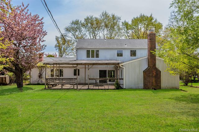 31 Marwood Place, Stony Brook, NY 11790