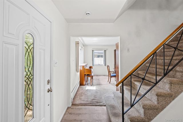 31 Marwood Place, Stony Brook, NY 11790