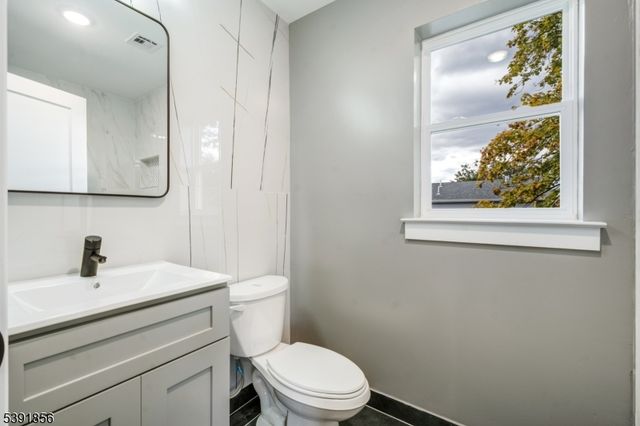 543 13Th Ave, Newark City, NJ 07103