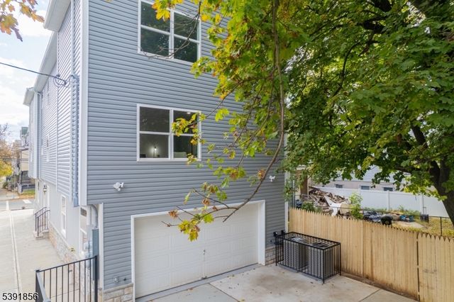 543 13Th Ave, Newark City, NJ 07103