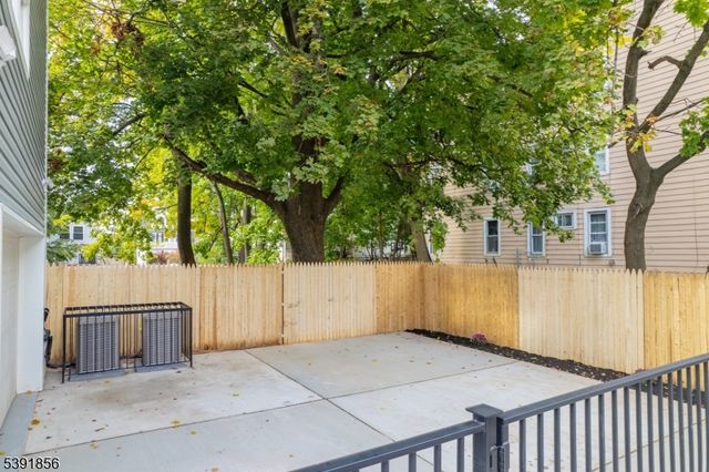 543 13Th Ave, Newark City, NJ 07103