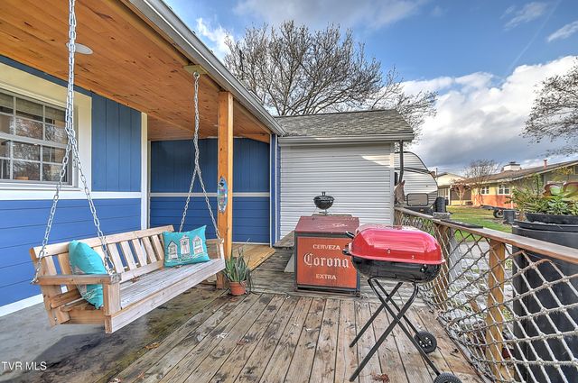 2205 Pendragon Road, Kingsport, TN 37660