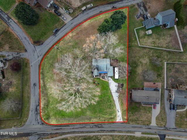 2205 Pendragon Road, Kingsport, TN 37660