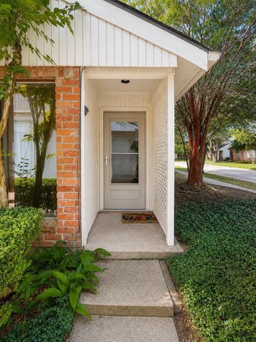 7854 Green Lawn Drive 7854, Houston, TX 77088