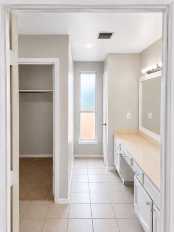 7854 Green Lawn Drive 7854, Houston, TX 77088