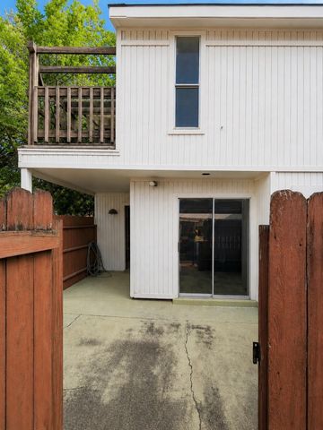 7854 Green Lawn Drive 7854, Houston, TX 77088