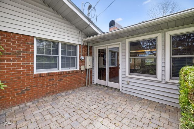 3114 Wearwood Drive, Sevierville, TN 37862