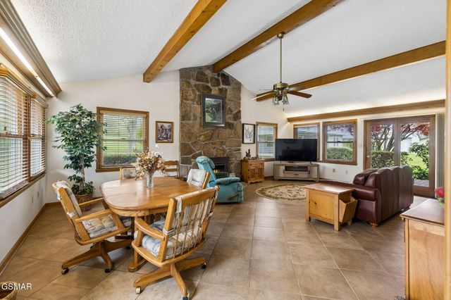 3114 Wearwood Drive, Sevierville, TN 37862