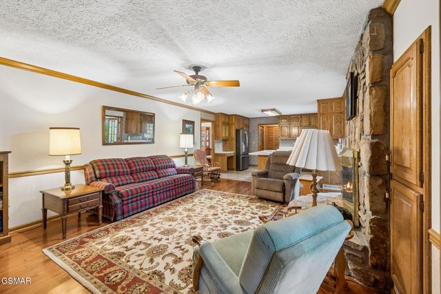 3114 Wearwood Drive, Sevierville, TN 37862