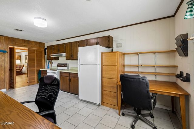 3114 Wearwood Drive, Sevierville, TN 37862