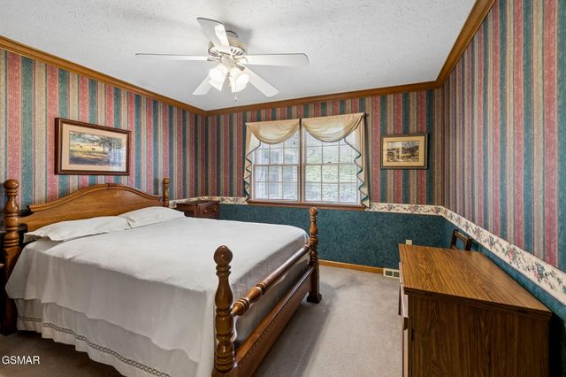 3114 Wearwood Drive, Sevierville, TN 37862