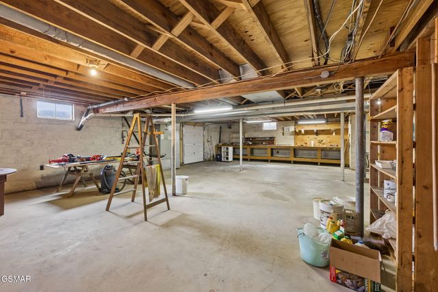 3114 Wearwood Drive, Sevierville, TN 37862