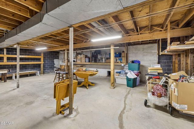 3114 Wearwood Drive, Sevierville, TN 37862