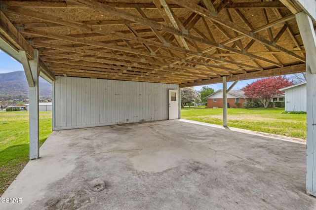 3114 Wearwood Drive, Sevierville, TN 37862