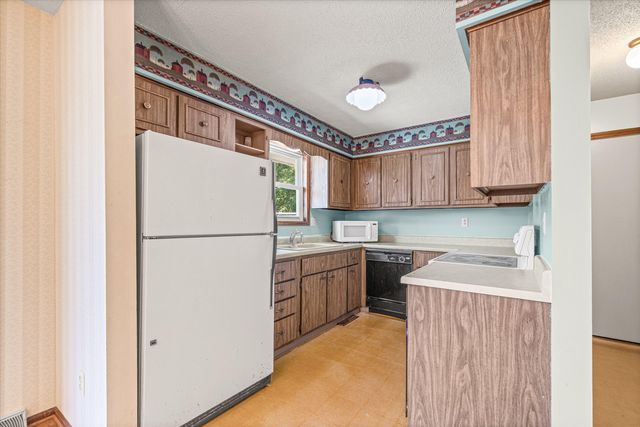 2709 PINE DR, Columbia, MO 65202