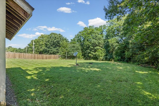 2709 PINE DR, Columbia, MO 65202