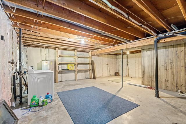 2709 PINE DR, Columbia, MO 65202