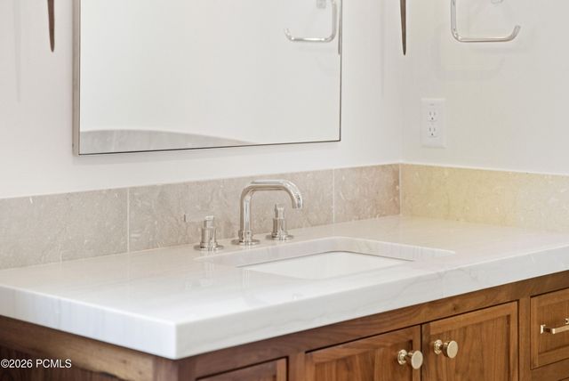 2155 E Wrangler Drive, Hideout, UT 84036