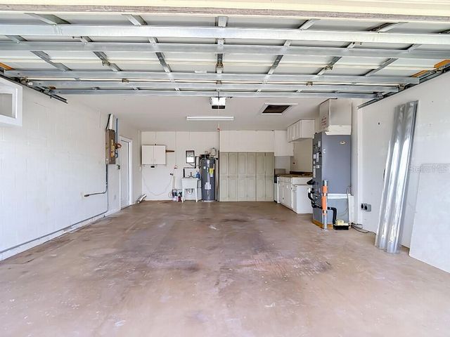 8811 MARTINIQUE LANE, Port Richey, FL 34668
