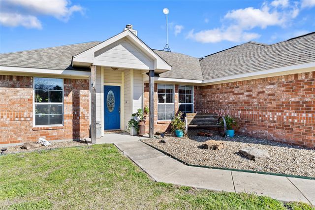 175 County Road 2748, Caddo Mills, TX 75135