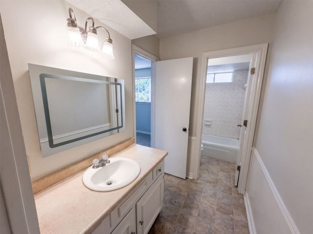 4824 Berridge Lane, Dallas, TX 75227