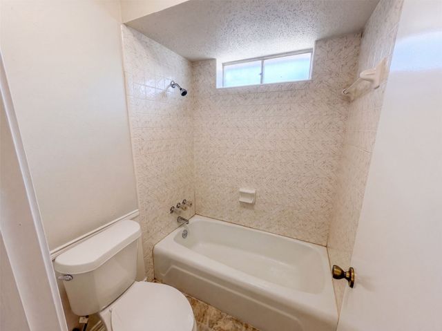4824 Berridge Lane, Dallas, TX 75227