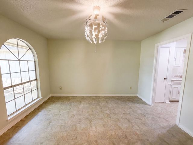 4824 Berridge Lane, Dallas, TX 75227