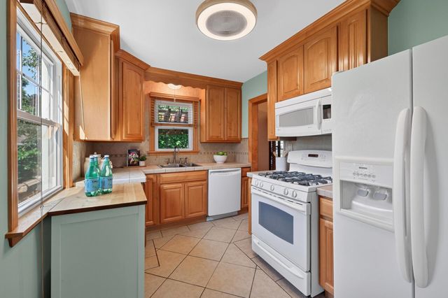 3644 41st Avenue S, Minneapolis, MN 55406