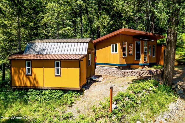 185 Larchwood Dr, Sagle, ID 83860