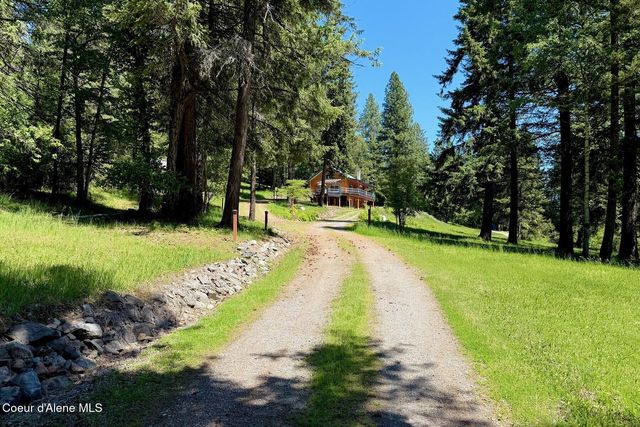 185 Larchwood Dr, Sagle, ID 83860