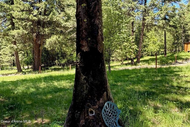 185 Larchwood Dr, Sagle, ID 83860