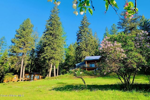 185 Larchwood Dr, Sagle, ID 83860