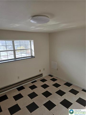 2027 Willow Park Road 8, Bethlehem Twp, PA 18020