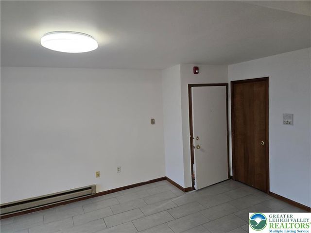 2027 Willow Park Road 8, Bethlehem Twp, PA 18020