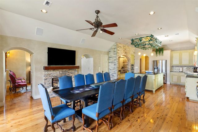1354 The High RD, Austin, TX 78746