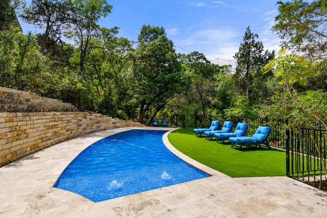 1354 The High RD, Austin, TX 78746