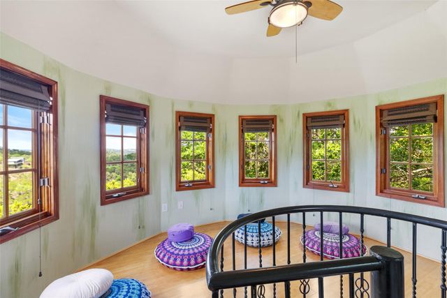 1354 The High RD, Austin, TX 78746
