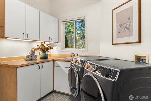 22532 88th Avenue W, Edmonds, WA 98026