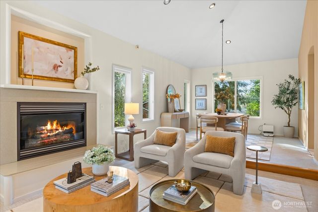 22532 88th Avenue W, Edmonds, WA 98026