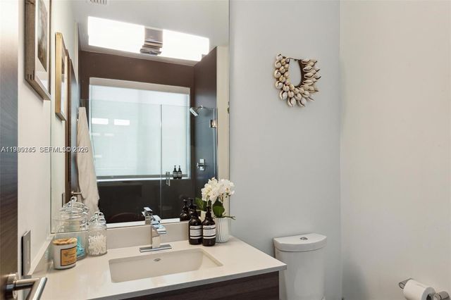 101 N Shore Dr 101, Miami Beach, FL 33141