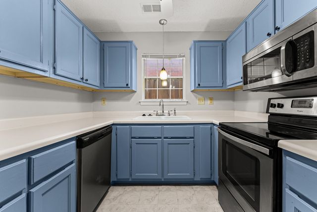 5524 GINNERS DR, Memphis, TN 38134